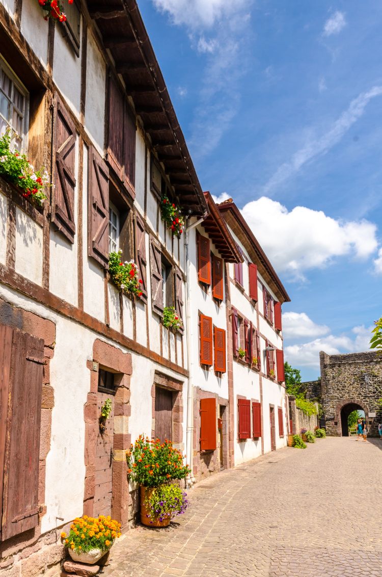 Achetez ou vendez une maison au Pays Basque avec AAJ Immobilier Achetez ou vendez une maison au Pays Basque avec AAJ Immobilier